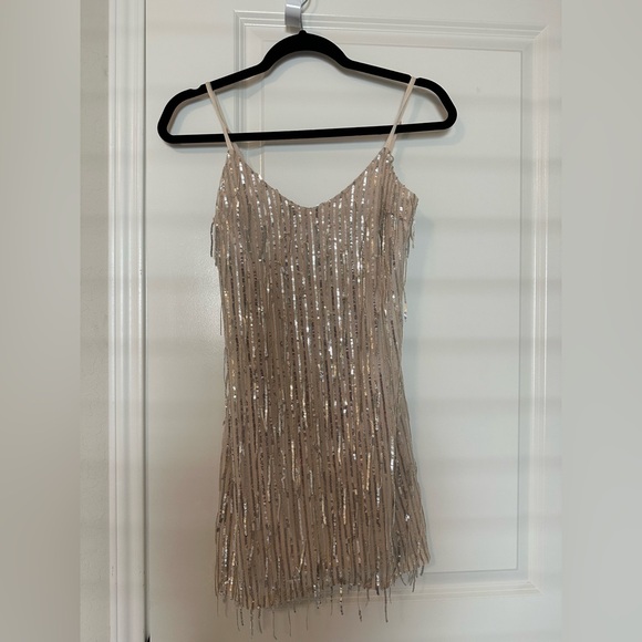 Mini dress - Picture 1 of 4